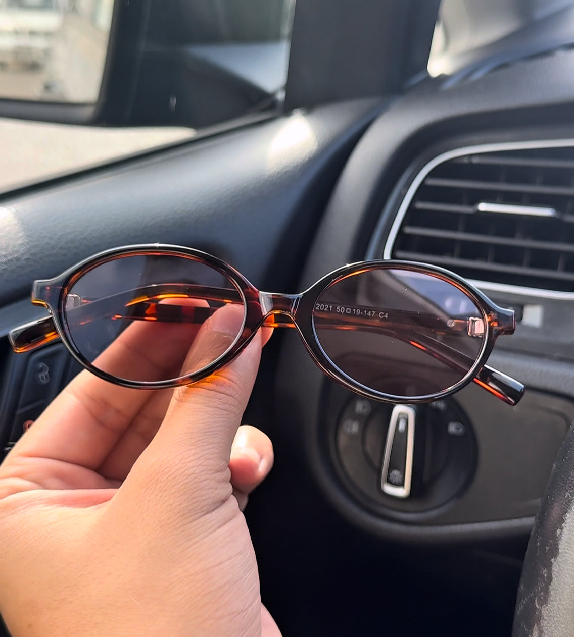 Lunette de soleil miu miu TR 90