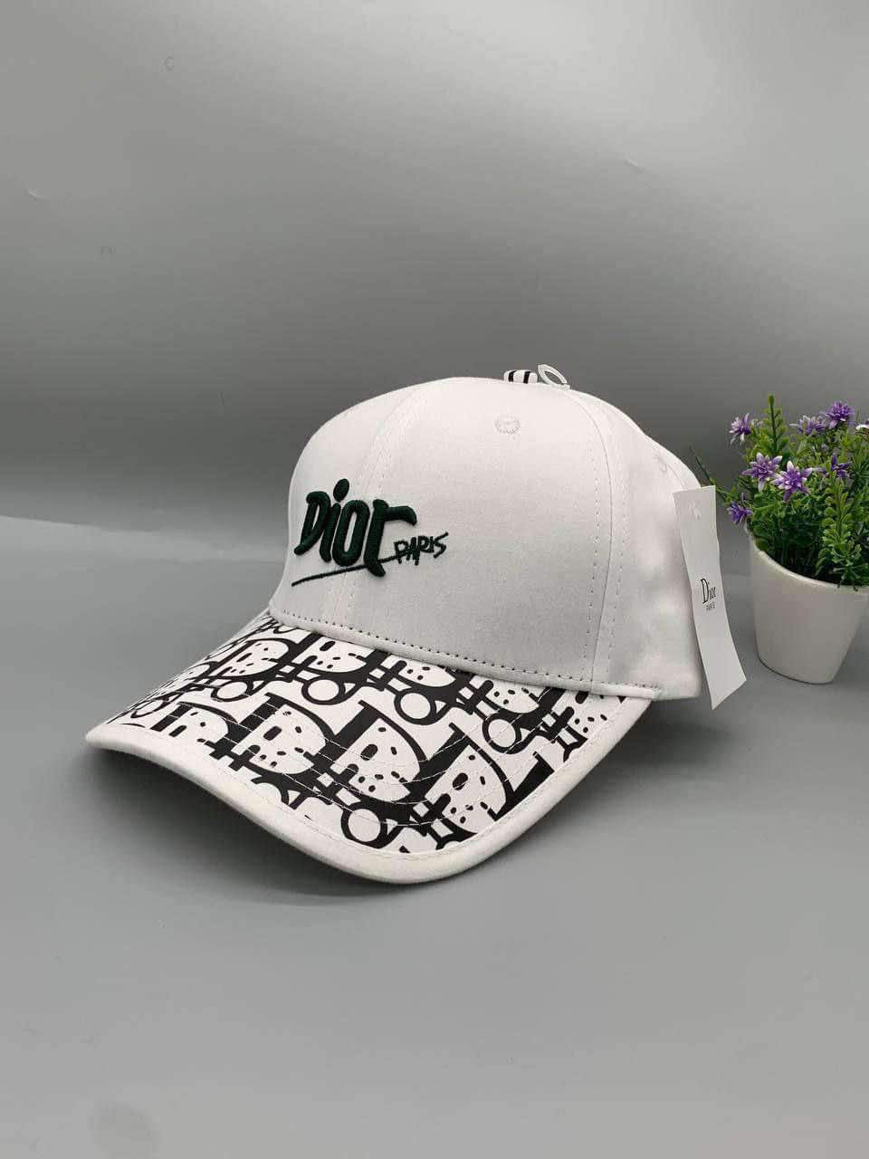 Casquette dior paris