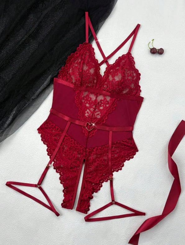 Ensemble femmes RED ( autorisation d’ouverture)